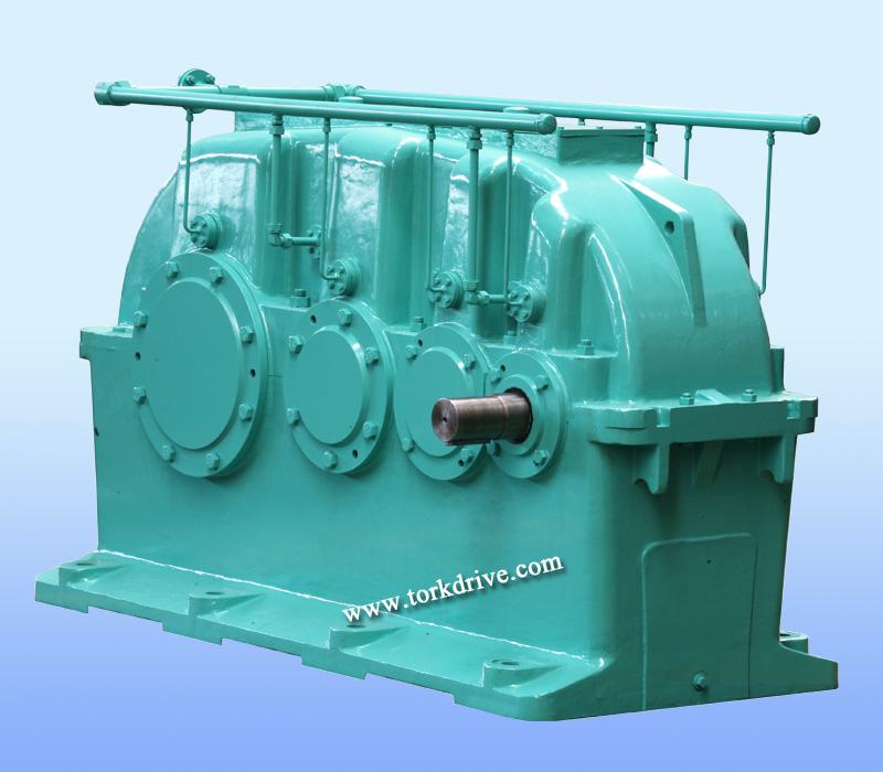 Heavy load gear reducer